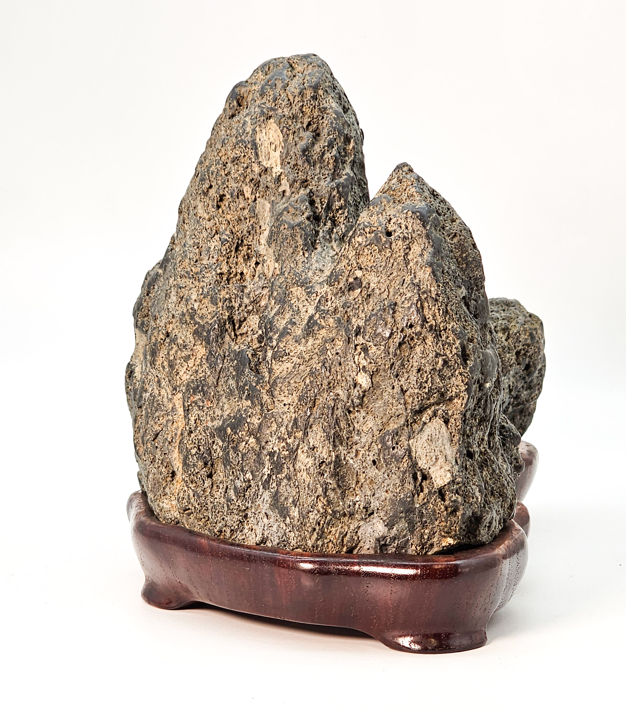 Suiseki aus Japan inkl. Daiza 26x13x19cm   