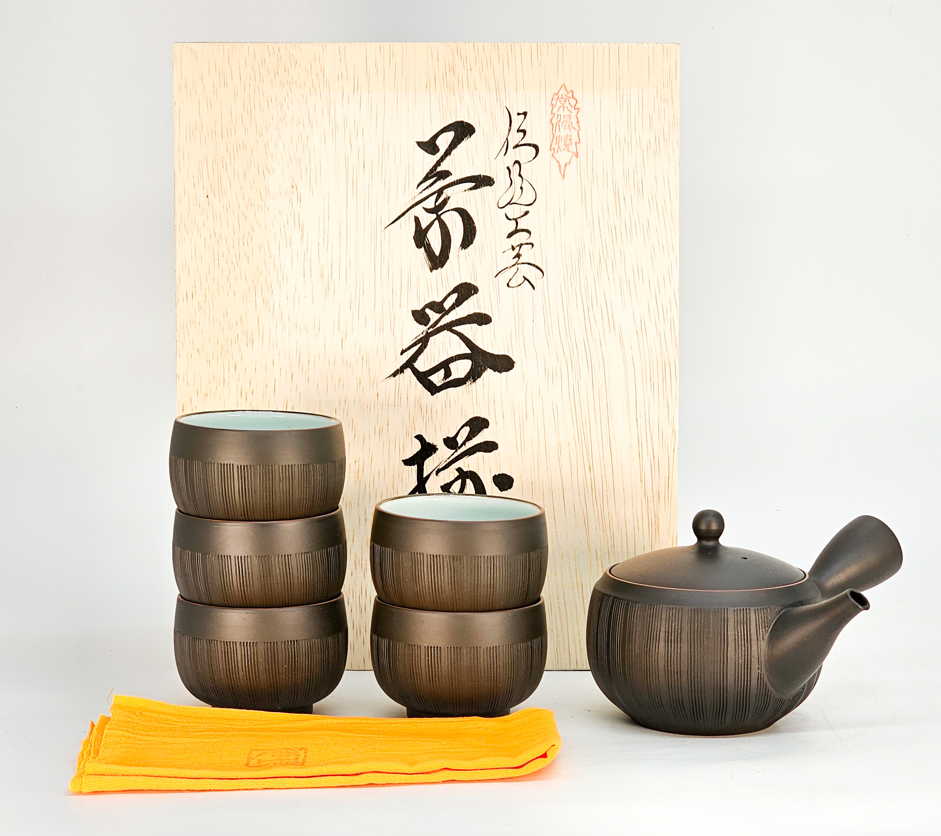 Japanisches Teeset, Reiho handgetöpfert