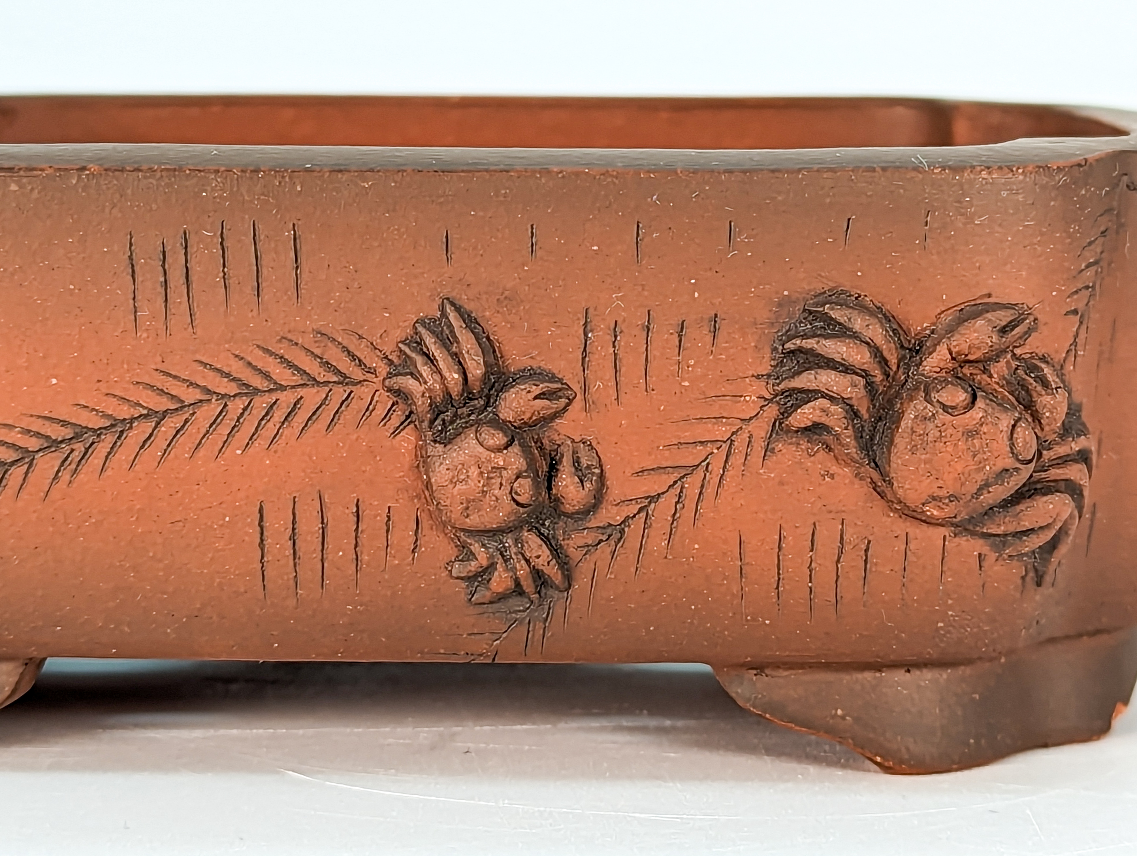 Bonsaischale - rechteckige Bonsaischale Yixing mit Krebs 13x10x4,5cm