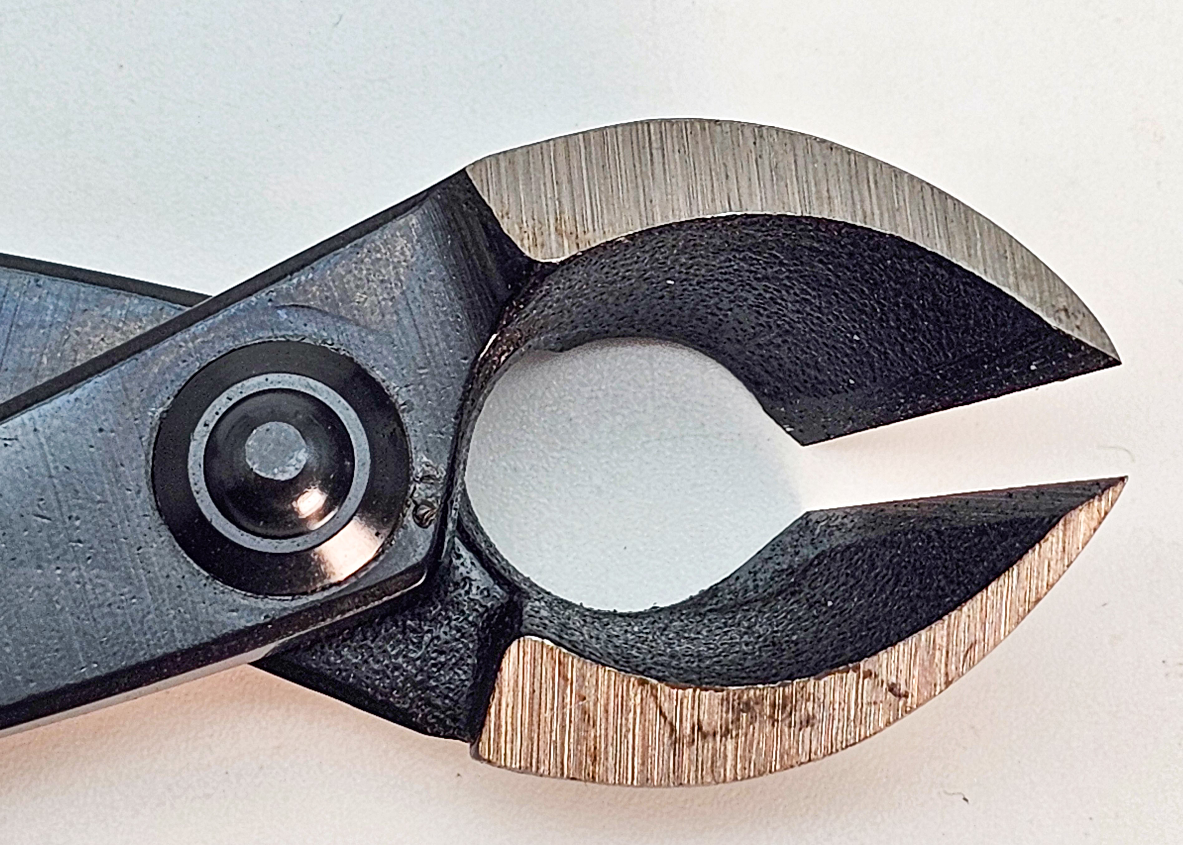 Kaneshin Bonsai Rundkonkavzange, groß,  205mm, Nr.3S, Japan  