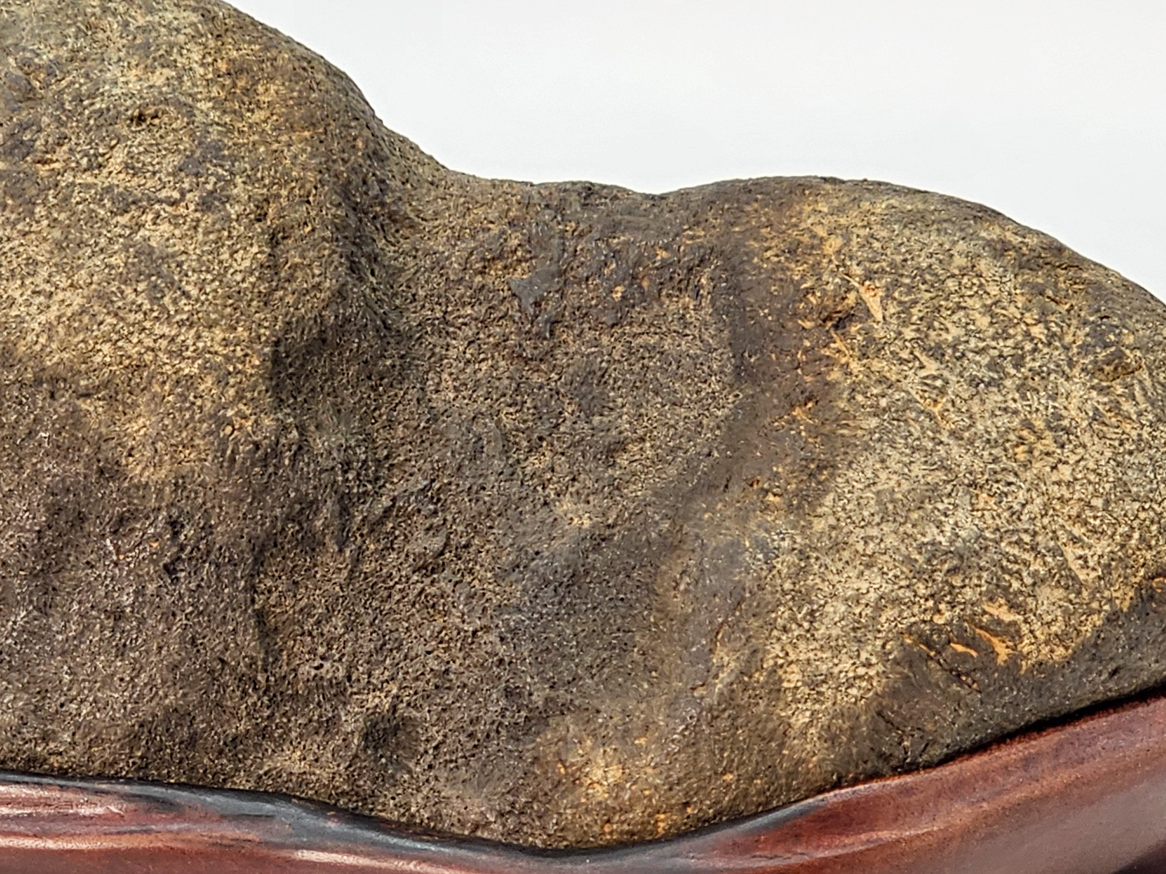 Suiseki aus Japan inkl. Daiza 17x10,5x9cm  