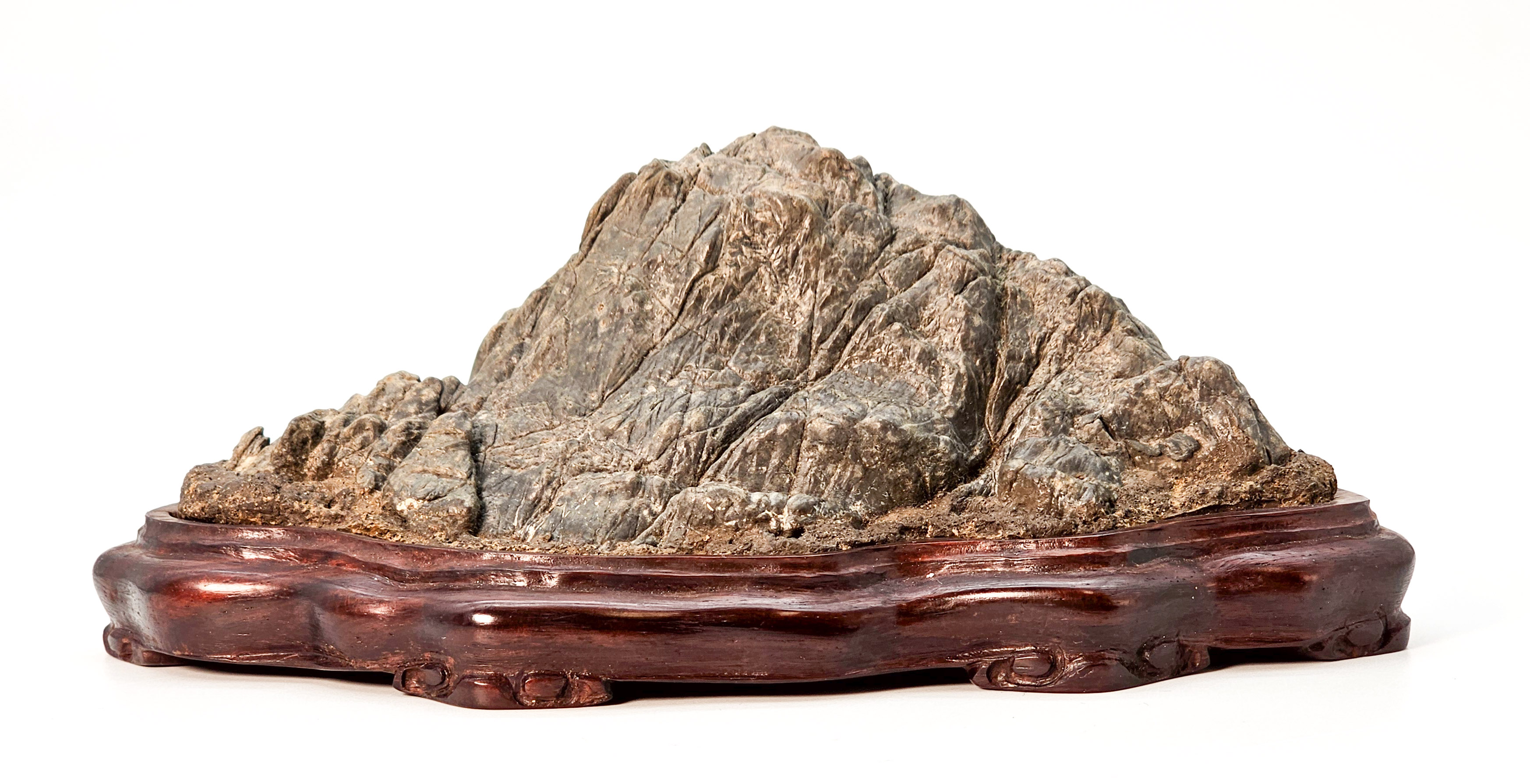 Suiseki aus Japan inkl. Daiza 19x10,5x8,5cm 