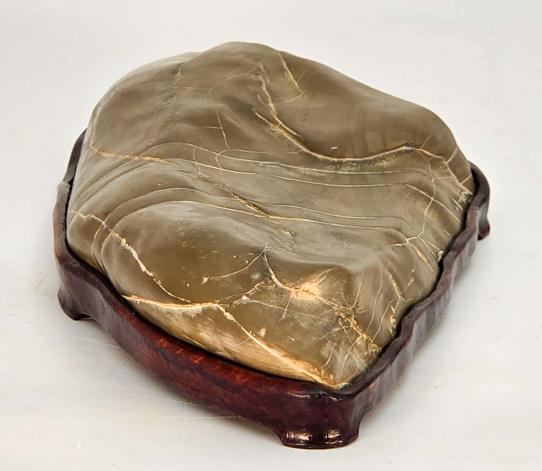 Suiseki aus den Apuanischen Alpen inkl. Daiza 30x14x4,5cm