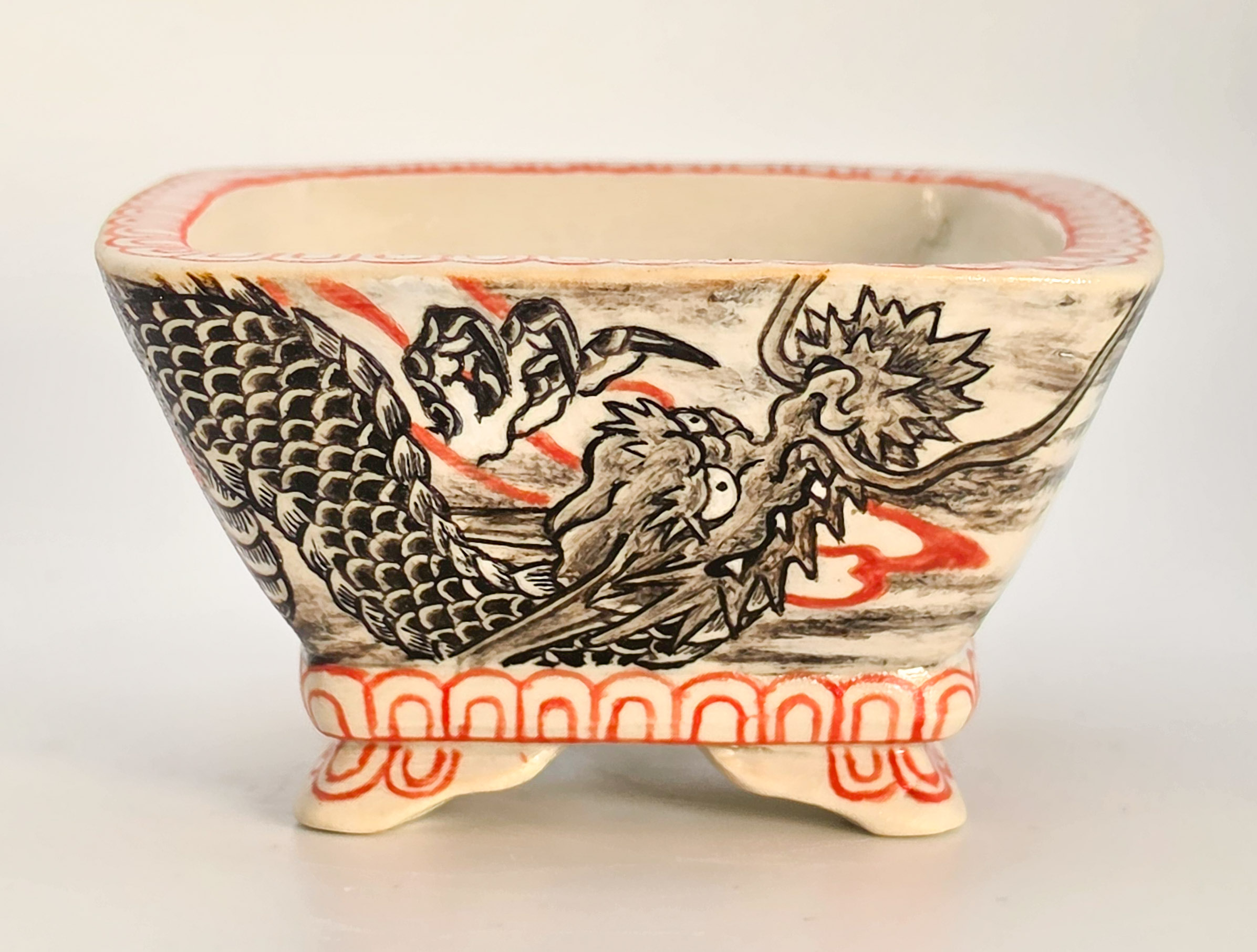 Bonsaischale Syunsetu Japan handbemalt 8,4x8,2x4,5cm