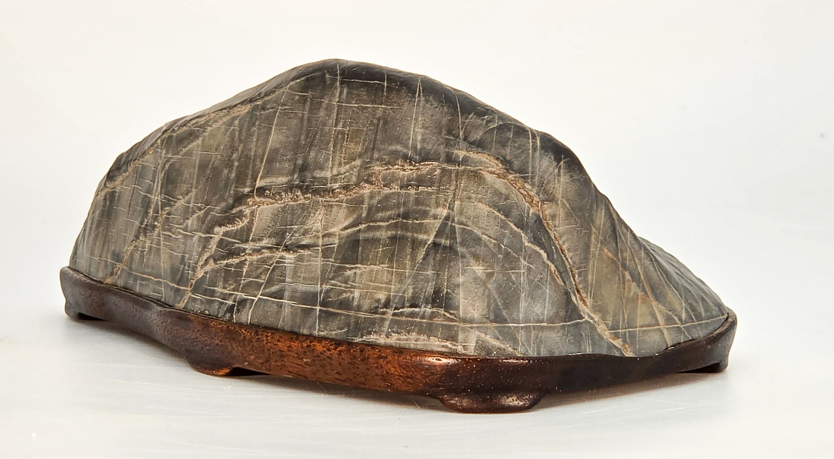 Suiseki aus den Apuanischen Alpen inkl. Daiza 20x12x8cm