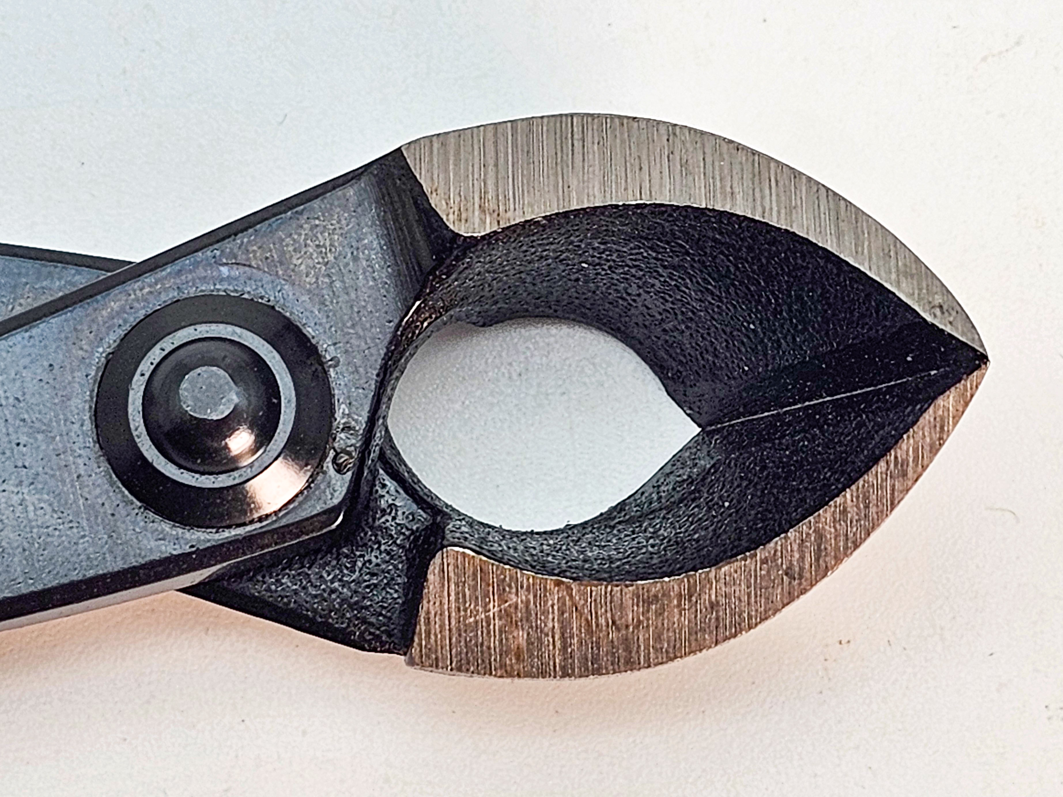 Kaneshin Bonsai Rundkonkavzange, groß,  205mm, Nr.3S, Japan  